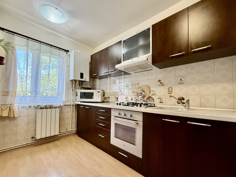 Oportunitate!!! Apartament 3  decomandate Piața Cipariu