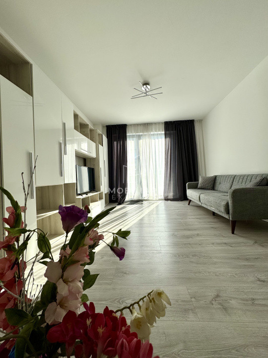 Apartament 2 camere , decomandat , zona Vivo - Metro 