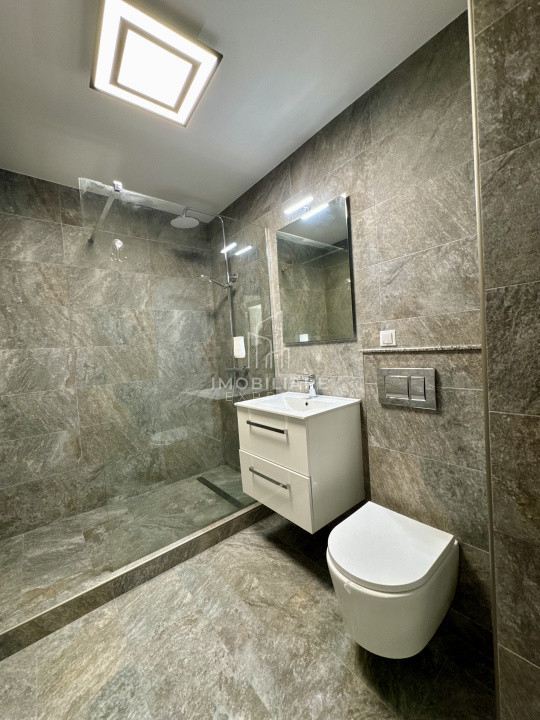 Apartament 2 camere , decomandat , zona Vivo - Metro 