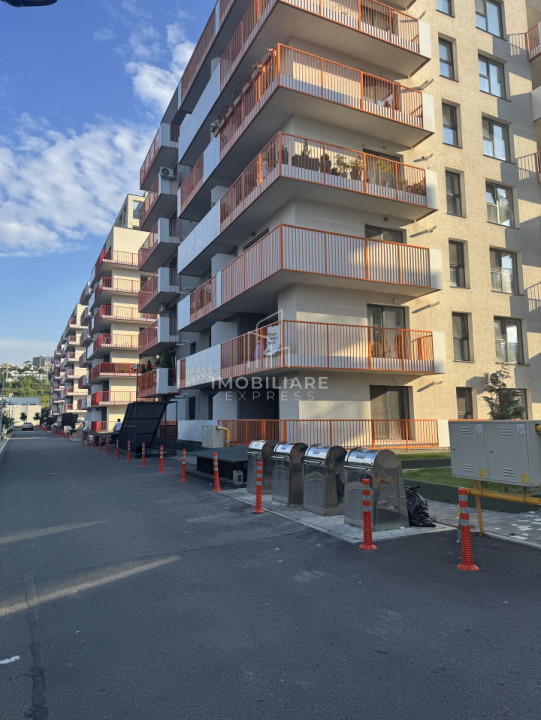 Apartament 2 camere , decomandat , zona Vivo - Metro 