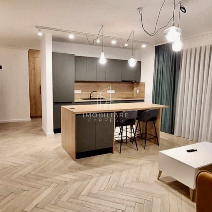 Apartament Central Bloc Nou Parcare