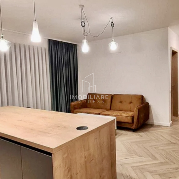 Apartament Central Bloc Nou Parcare