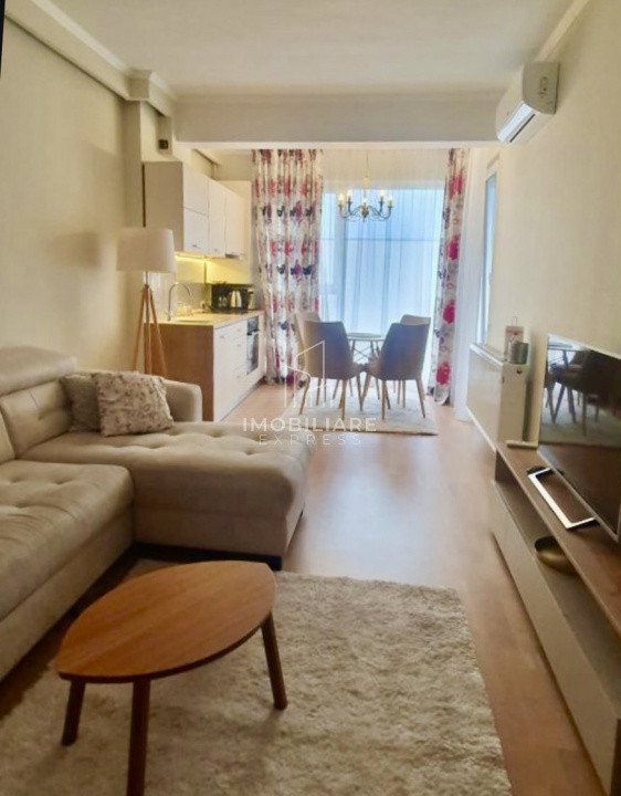 Apartament 2 camere de închiriat, modern, finisaje lux, parcare inclusă