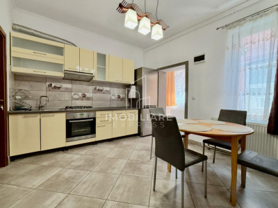 Apartament- Meron Gallery, 2 camere, 2 bai - Centru 