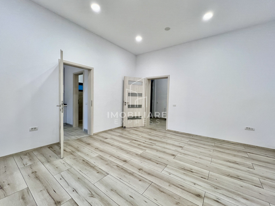 Spatiu 75mp , 2 bai, parter - strada Ploiesti - Centru