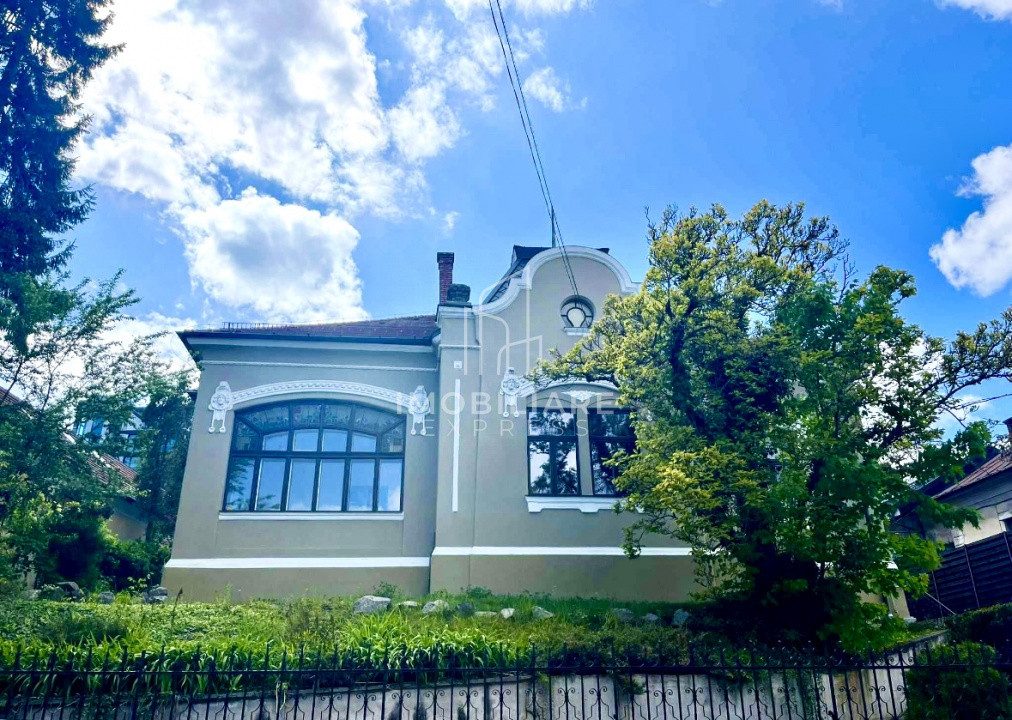 Vila interbelică cu 2000 mp teren - ultracentral