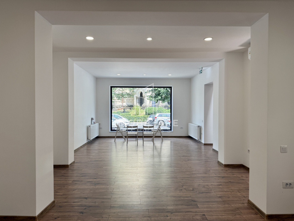 Spatiu comercial 204mp , Ultracentral.