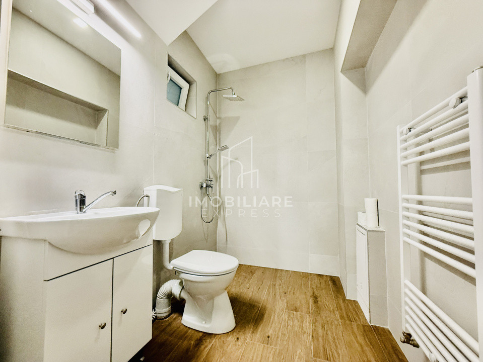 Spatiu comercial 204mp , Ultracentral.