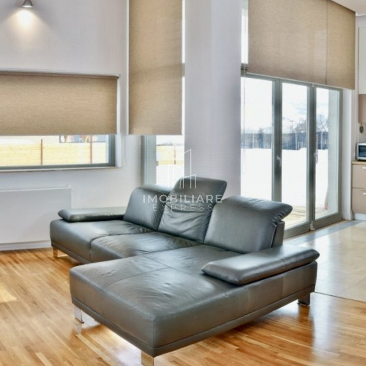 Casă High-End cu Arhitectură Modernă, Garaj