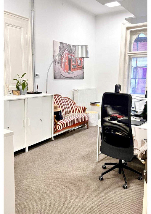 De inchiriat birou de 230 mp in centrul orasului