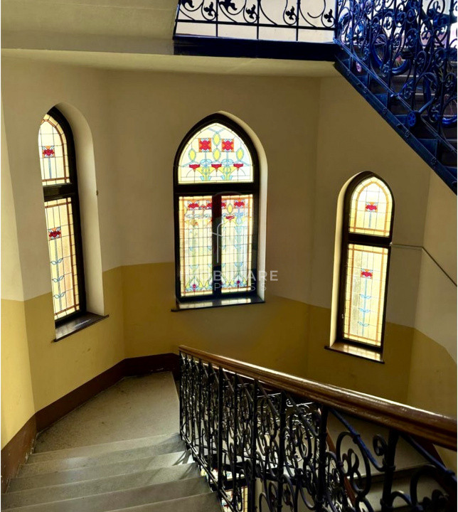 De inchiriat birou de 230 mp in centrul orasului