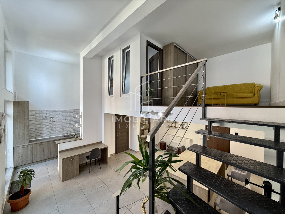  Coworking restrâns | 4–6 persoane | Zonă centrală 