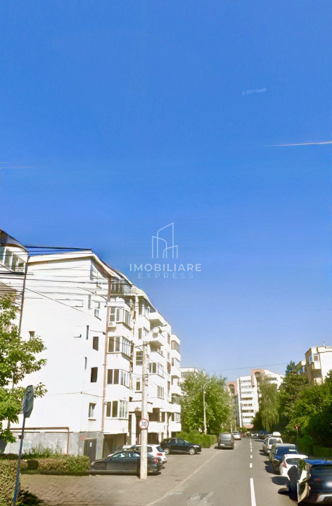 Apartament 2 camere decomandate . etaj 2/4 ,  Titulescu Interservisan   