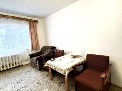 Apartament 2 camere decomandate . etaj 2/4 , N. Titulescu  