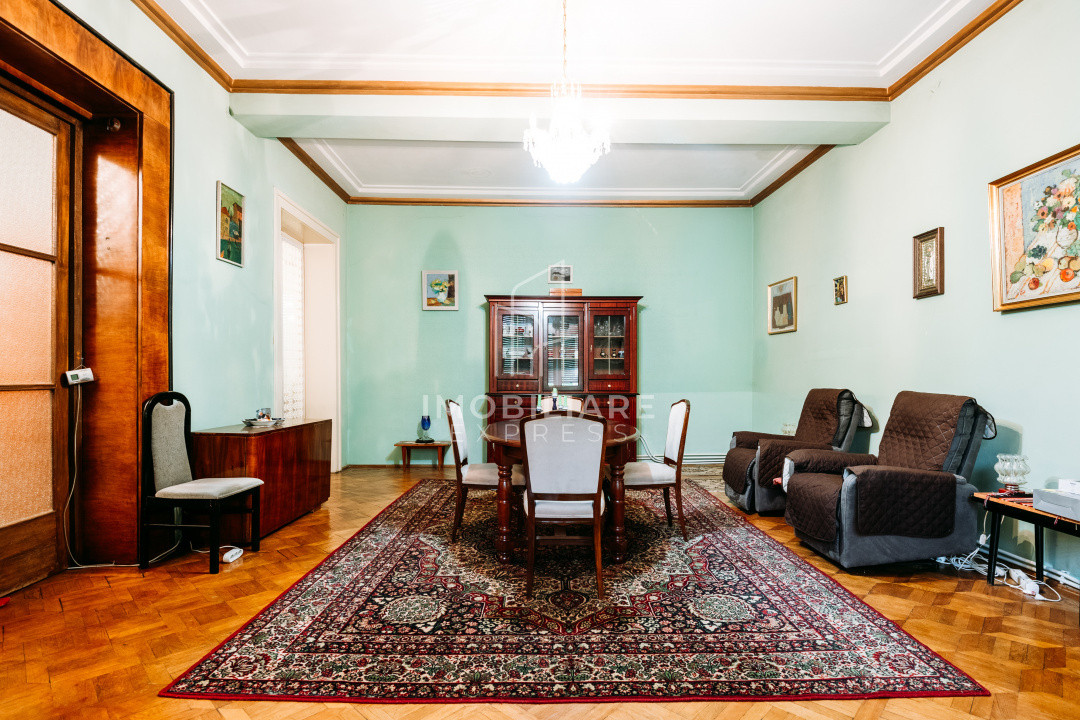 Apartament deosebit în vilă interbelică – Strada Emil Racoviță