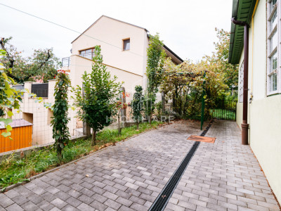 Apartament deosebit în vilă interbelică – Strada Emil Racoviță