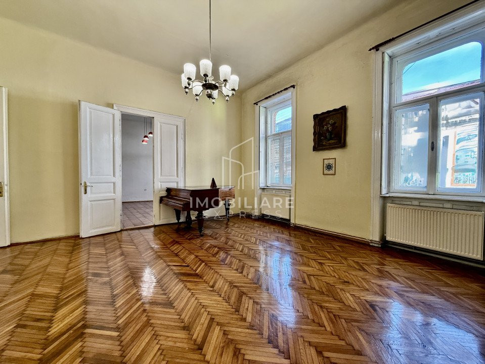 Apartament interbelic | 131 mp construiți | Poziție centrală