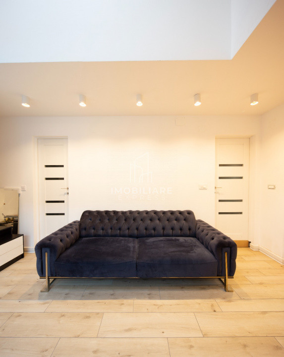 Apartament/casă cu terasă proprie - Semicentral - Scala Center