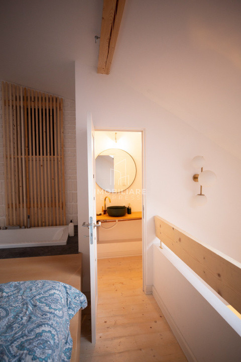 Apartament/casă cu terasă proprie - Semicentral - Scala Center