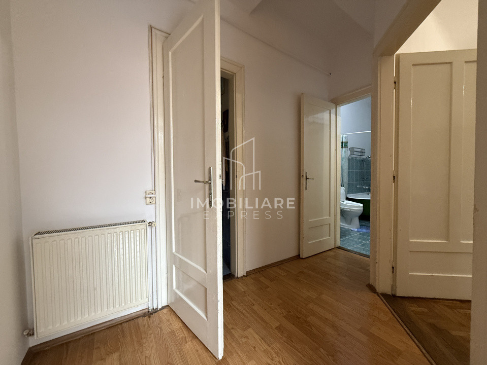 Parter în vilă interbelică | Lângă Parcul Central