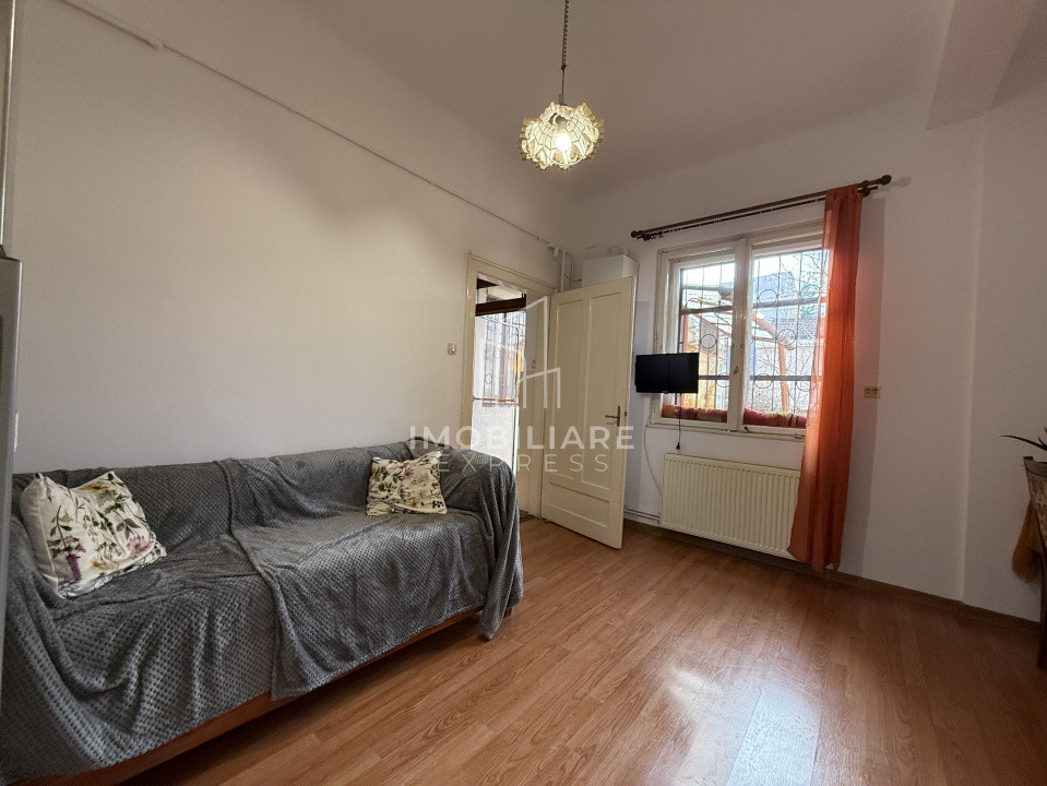 Parter în vilă interbelică | Lângă Parcul Central