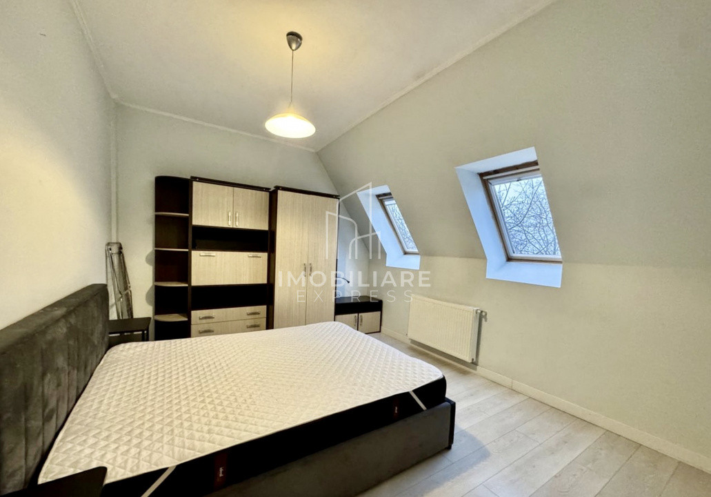 OPORTUNITATE!!! Apartament 3 camere în vilă cu parcare! 