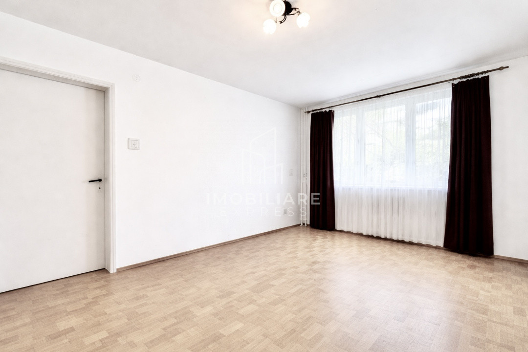 Apartament liber cu 2 camere , Semicentral 