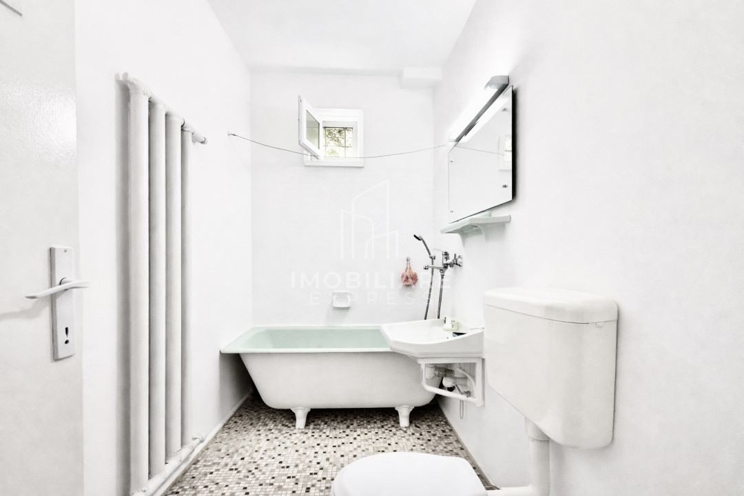 Apartament liber cu 2 camere , Semicentral 