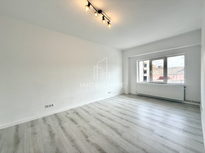 Apartament cu 4 camere decomandate • Recent renovat • Ultracentral