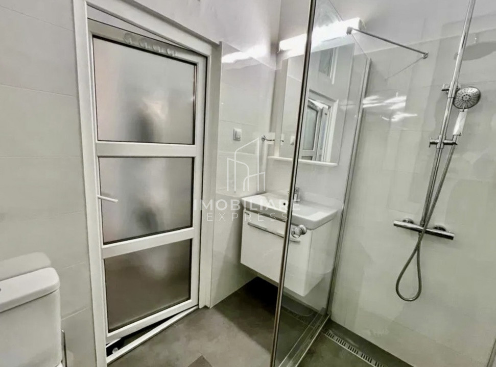 Apartament decomandat, 64 mp, 2 bai,  Centru - bld.21 Decembrie 1989