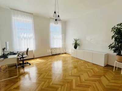 2 Decomandate plus Living, 64 mp, 2 bai, Etajul 2, Piața Avram Iancu.