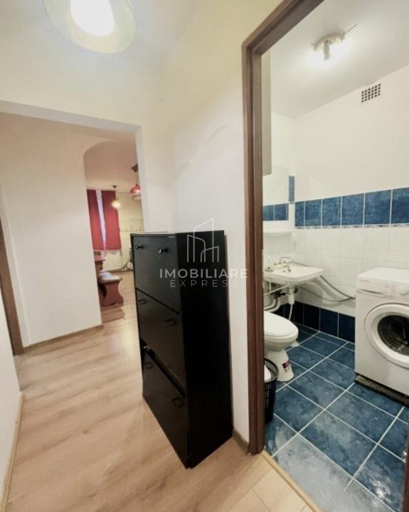 Apartament 3 decomandate , piața Zorilor 