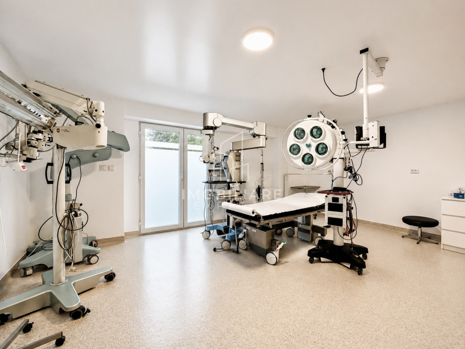 Cabinete medicale , cu acces la sală de intervenții chirurgicale 