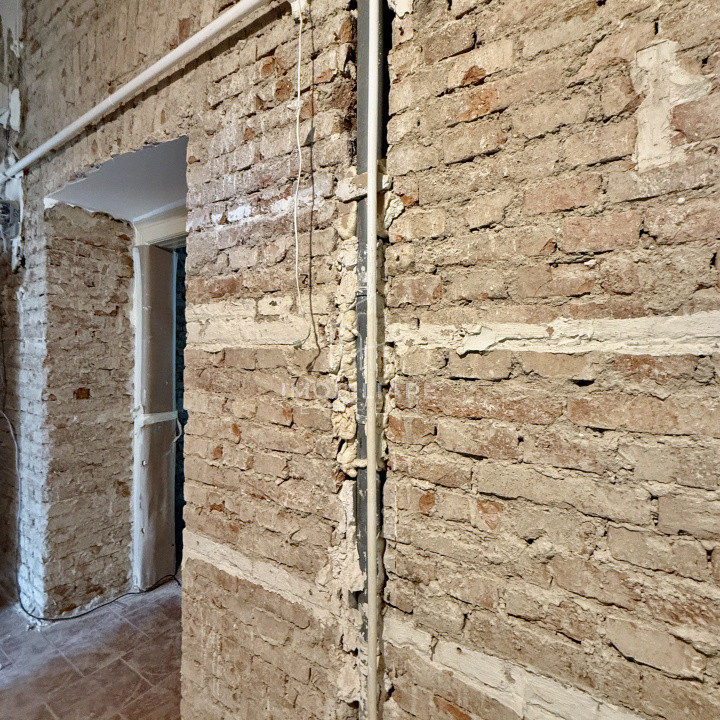 Apartament 112 mp cu 4 camere Central-Pregatit Renovare