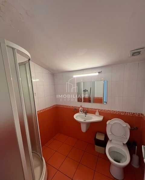 Imobil de închiriat pentru firme , 280 mp , zona centrala