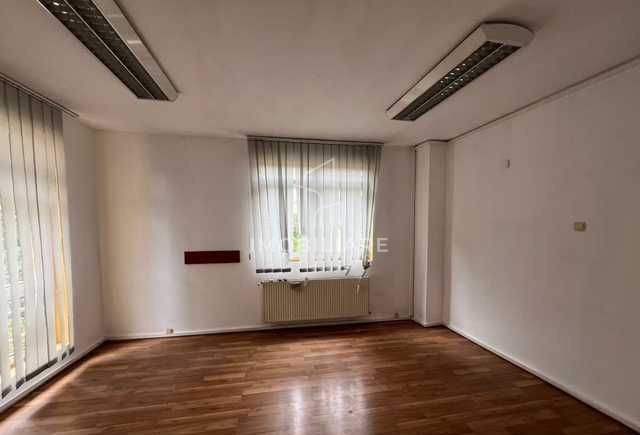 Imobil de închiriat pentru firme , 280 mp , zona centrala