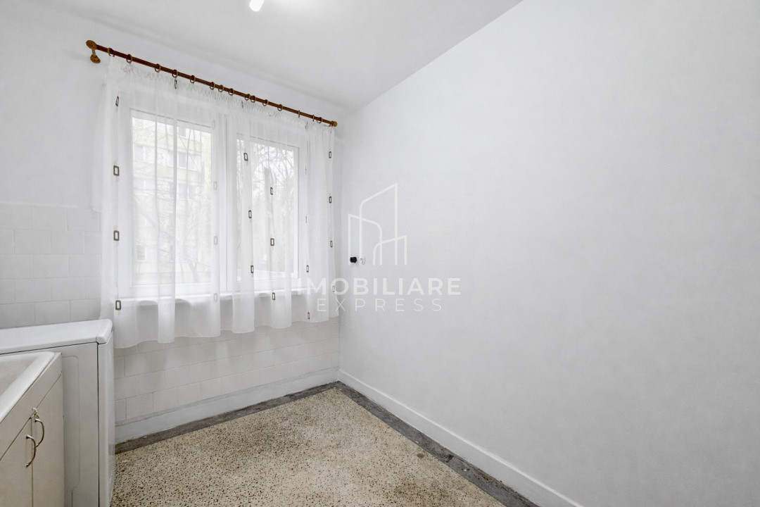 Apartament Semicentral cu 2 camere