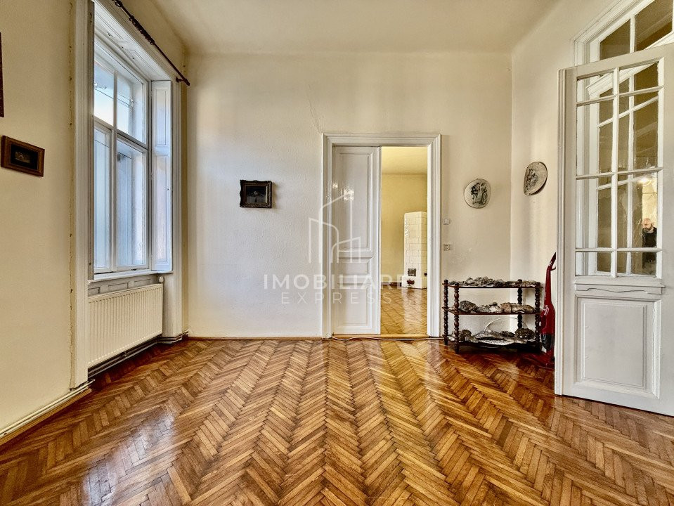 Apartament spațios în vilă, zona centrală – P-ța Mihai Viteazul, Cluj-Napoca