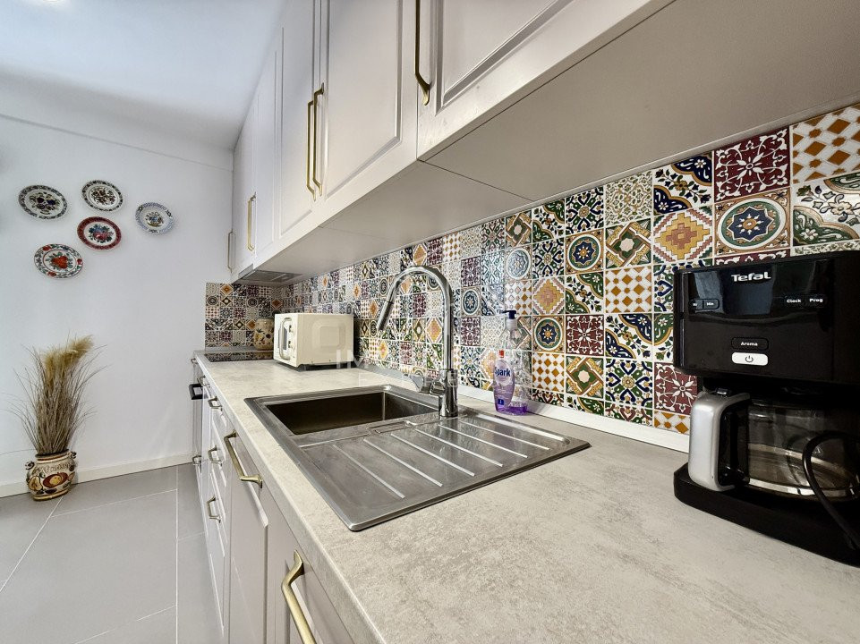 Apartament impecabil 2 camere - Bloc nou , parcare