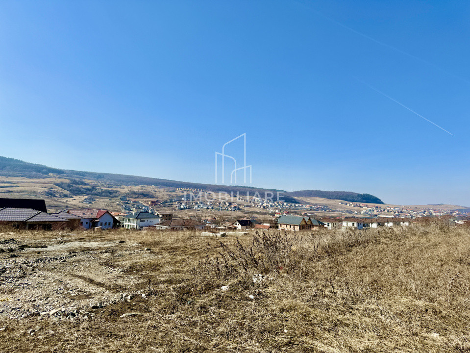 Teren Intravilan 612 mp | Deschidere la 2 Străzi | Lângă Case – Chinteni, Cluj