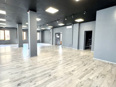 Spațiu comercial cu vitrină , 227 mp , Marasti 
