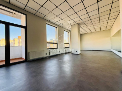 Spatiu comercial stradal  -Sens Giratoriu Marasti