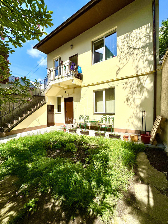 Imobil cu 2 apartamente , in inima Clujului - piața  Muzeului 