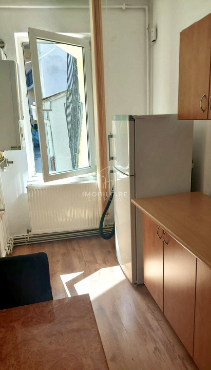 Imobil cu 2 apartamente , in inima Clujului - piața  Muzeului 