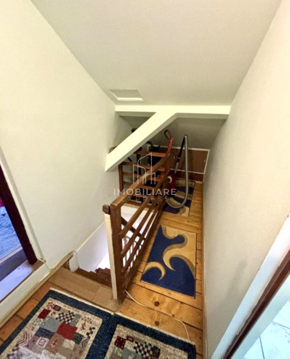 Imobil cu 2 apartamente , in inima Clujului - piața  Muzeului 