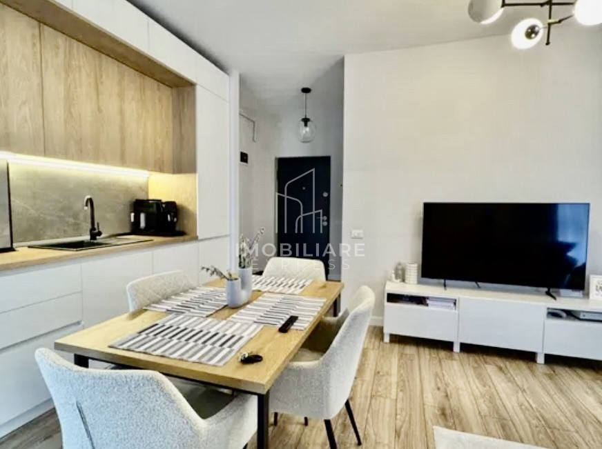 Apartament 2 camere , Bloc 2021,  Parcare Inclusă , 