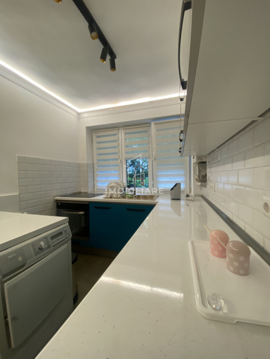 Apartament 2 camere , Centru , Str .Paris 