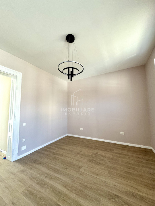 Apartament pentru sedii firme / birouri - Renovat ,  Centru 