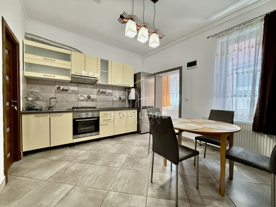 Casă formată din două apartamente de vânzare în centrul Clujului 