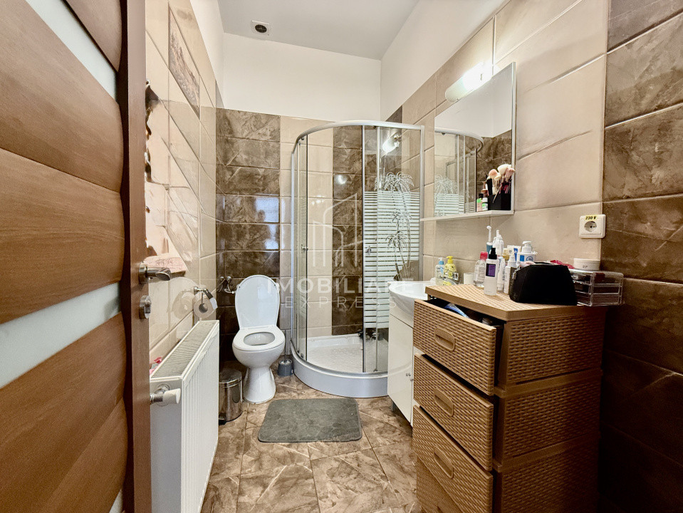 Casă formată din două apartamente de vânzare în centrul Clujului 